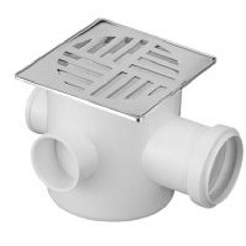 CAIXA SIFONADA QUADRADA COM TRÊS ENTRADAS GRELHA E PORTA GRELHA CROMADAS